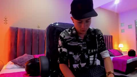 Nascary Fox online show from November 1, 7:49 pm