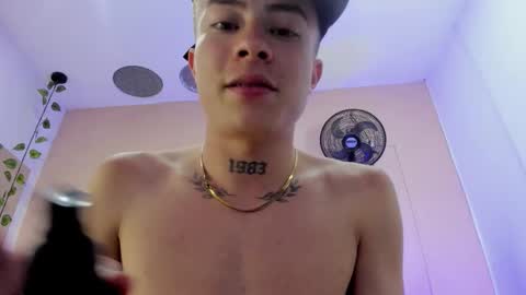 Nascary Fox online show from November 25, 8:20 pm