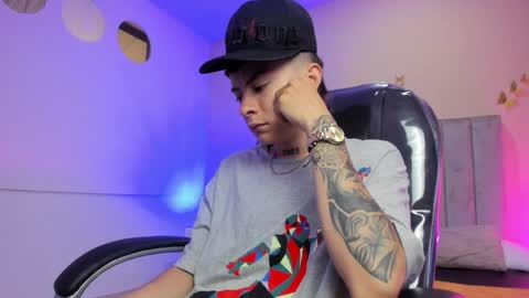 Nascary Fox online show from April 9, 12:32 pm