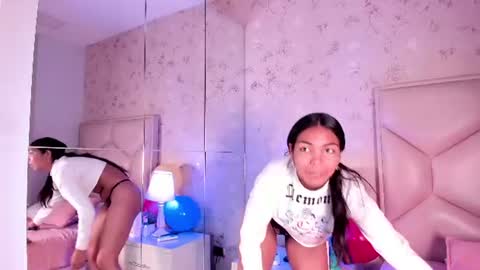 Snapshot of nasly_moore chatting on July 1, 10:28 am Nasly online show from July 1, 10:28 am