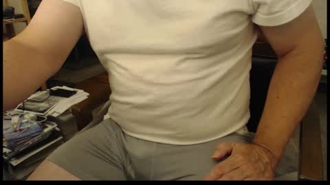 Snapshot of nassauliman chatting on November 17, 12:38 am nassauliman online show from November 17, 12:38 am