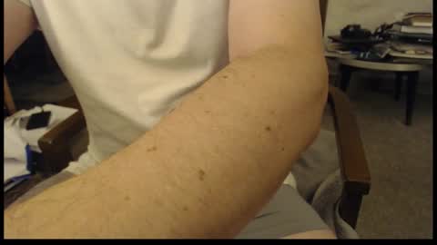 Snapshot of nassauliman chatting on March 2, 12:35 am nassauliman online show from March 2, 12:35 am