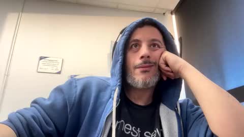 nassobout online show from March 2, 10:16 pm