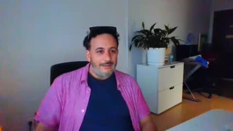 nassobout online show from July 17, 11:53 pm