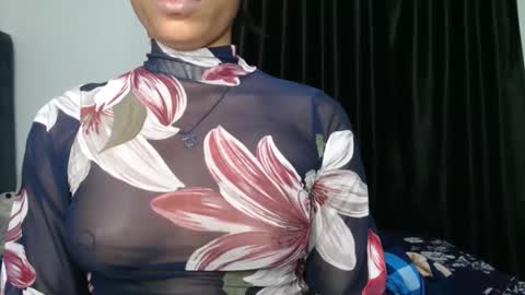 bella online show from December 14, 11:20 pm