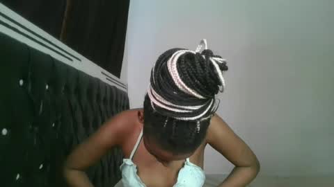 Snapshot of nasty_divah chatting on June 29, 10:15 am nasty_divah online show from June 29, 10:15 am