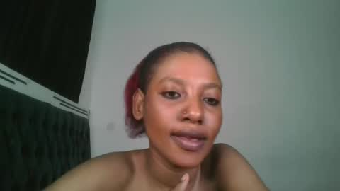 Snapshot of nasty_divah chatting on July 14, 12:24 am nasty_divah online show from July 14, 12:24 am