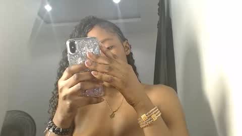 mamacita online show from September 12, 7:25 pm