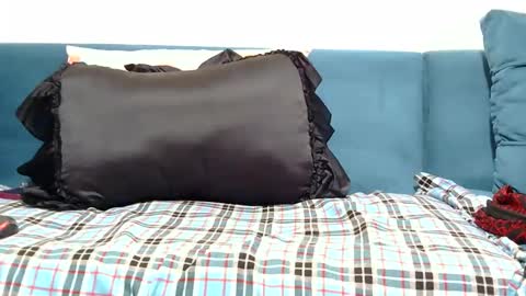 Bella online show from November 24, 6:40 pm