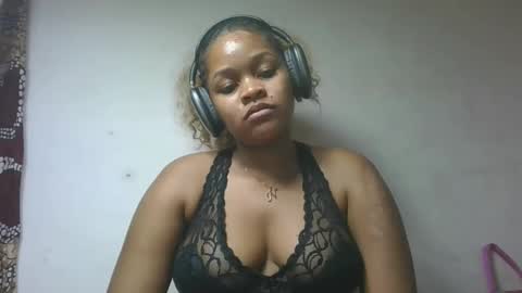 natachazz online show from May 5, 10:51 pm