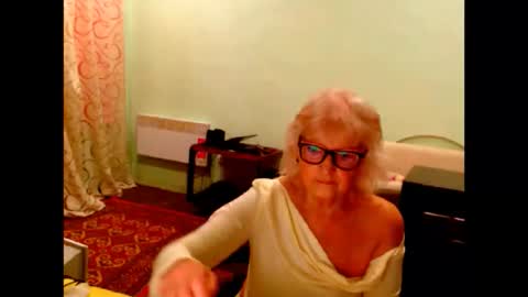 natali online show from April 1, 4:24 am