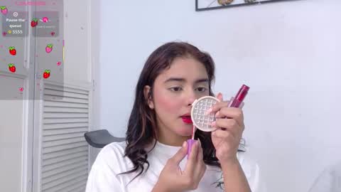 Naty  online show from December 16, 12:10 pm