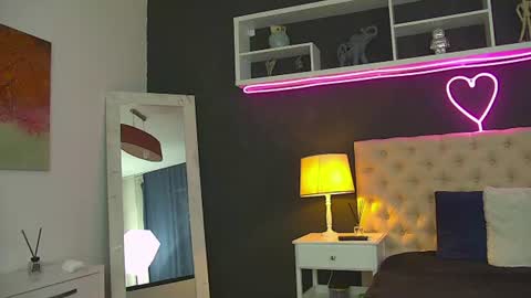 nataliaa_vice online show from July 1, 4:14 am