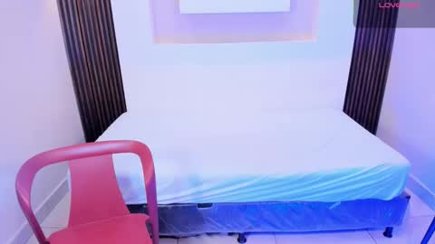 Snapshot of nataliadream5 chatting on January 19, 3:32 am Natalia online show from January 19, 3:32 am