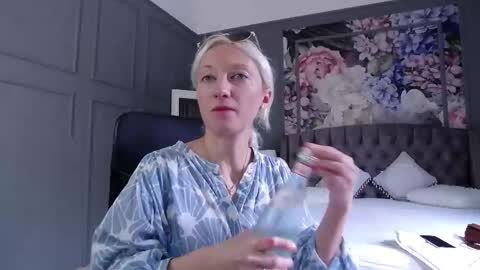 Natalie online show from September 10, 7:19 am