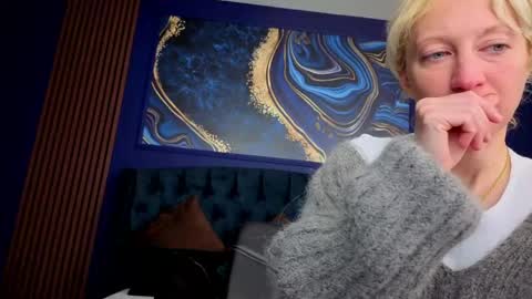 Natalie online show from April 29, 7:12 am