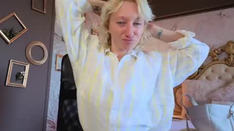 Natalie online show from May 26, 5:36 am