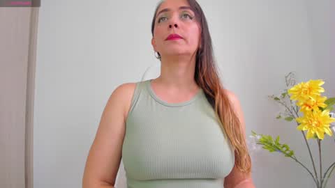 Natalie online show from December 21, 7:38 pm