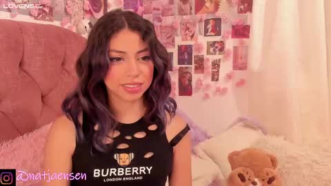       online show from January 18, 11:33 pm