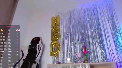 Snapshot of natalie_juice chatting on February 14, 6:56 am Natalie OF online show from February 14, 6:56 am