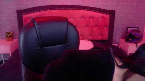 natalie  online show from February 12, 3:23 am