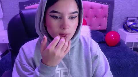 natalie  online show from February 17, 3:14 am