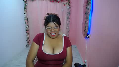 natalie_tits1 online show from September 23, 5:16 pm