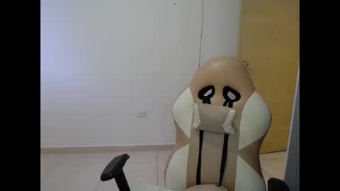 natalie_tits1 online show from December 18, 8:15 pm