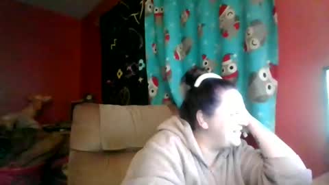 Natalie  online show from December 9, 1:29 am