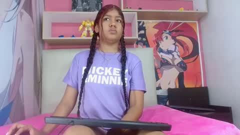 Snapshot of natalieevansx chatting on December 18, 1:12 pm natalieevansx online show from December 18, 1:12 pm