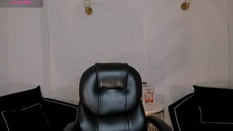 Natalie Lewis online show from June 19, 11:58 am