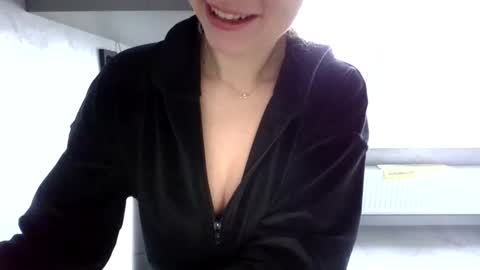 Snapshot of nataliexo111 chatting on December 5, 12:14 pm Natali online show from December 5, 12:14 pm