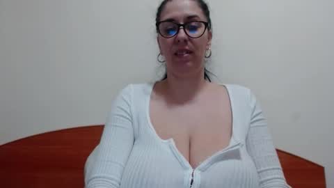 Snapshot of natally565656 chatting on February 17, 2:46 pm natally online show from February 17, 2:46 pm