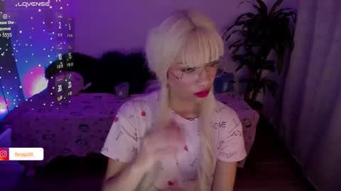 Snapshot of nataly_29 chatting on February 21, 4:13 am MissNatis online show from February 21, 4:13 am