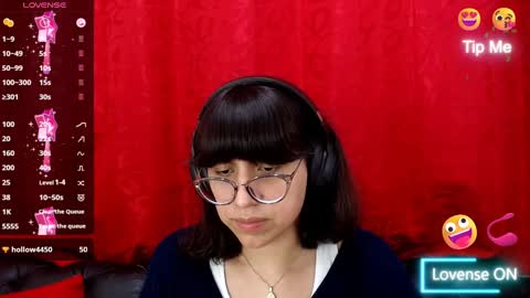 Snapshot of nataly_cloud chatting on December 3, 1:21 pm N A T A L Y online show from December 3, 1:21 pm