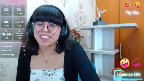 Snapshot of nataly_cloud chatting on December 20, 3:42 pm N A T A L Y online show from December 20, 3:42 pm