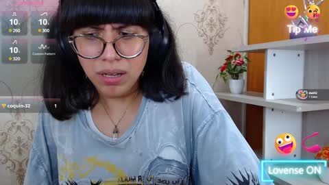 Snapshot of nataly_cloud chatting on January 26, 3:58 pm N A T A L Y online show from January 26, 3:58 pm