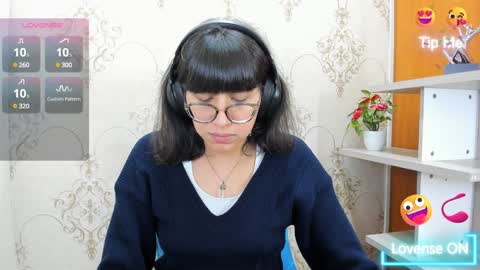 Snapshot of nataly_cloud chatting on January 30, 12:48 pm N A T A L Y online show from January 30, 12:48 pm