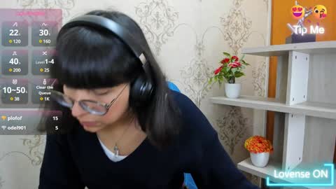 Snapshot of nataly_cloud chatting on February 8, 3:53 pm N A T A L Y online show from February 8, 3:53 pm