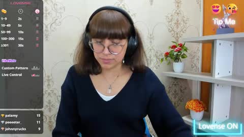 Snapshot of nataly_cloud chatting on February 12, 3:49 pm N A T A L Y online show from February 12, 3:49 pm