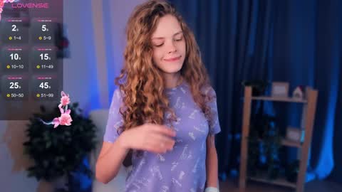 Snapshot of nataly_hello chatting on December 4, 5:05 am Natalie online show from December 4, 5:05 am