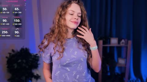 Snapshot of nataly_hello chatting on January 26, 5:02 am Natalie online show from January 26, 5:02 am