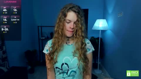 Natalie online show from December 2, 5:13 am