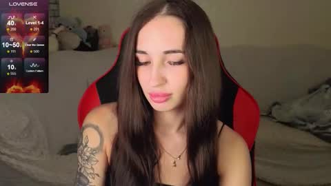 Snapshot of natalyfreman chatting on December 3, 6:32 am Nataly online show from December 3, 6:32 am