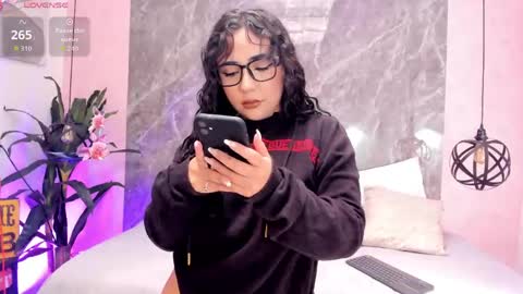 Snapshot of natalyrivers chatting on May 13, 7:55 pm Megan online show from May 13, 7:55 pm
