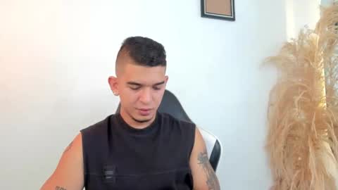 natan_77 online show from November 25, 2:39 pm