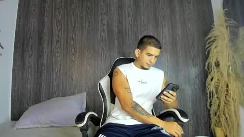 natan_77 online show from May 8, 11:26 am