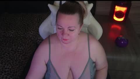 Natalli online show from March 25, 9:54 pm