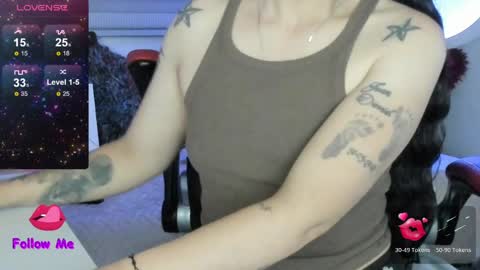 Snapshot of natasha__logan chatting on May 15, 4:19 am Natasha online show from May 15, 4:19 am