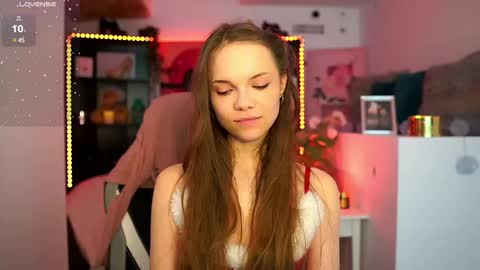 natasha__malkova online show from December 12, 7:26 pm